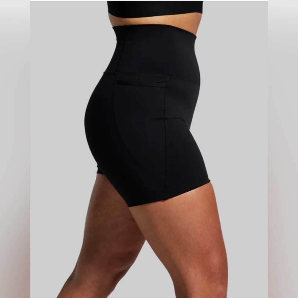 Born Primitive Women's Black Bike Shorts